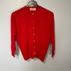 Castle of Ireland. Women’s Button Down Sweater Virgin Wool Red Long Sleeve